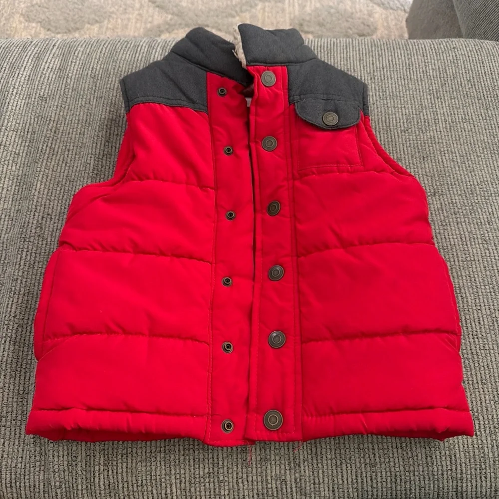 Carter's Red and Charcoal Puffer Vest with Pockets Fleece Lined Very Well Made